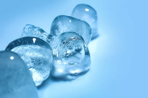 Cubos Hielo Sobre Fondo Color Espacio Para Texto —  Fotos de Stock