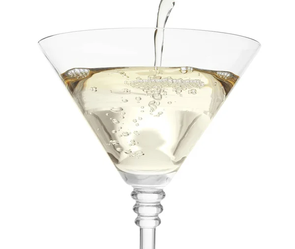 Martini Uit Fles Gieten Glas Witte Achtergrond — Stockfoto