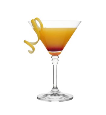 Bardak martini kokteyl beyaz zemin üzerine limon kabuğu ile