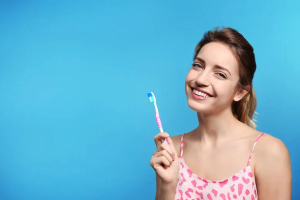 Young Couple Toothbrushes Mirror Bathroom Personal Hygiene — Stock Photo, Image
