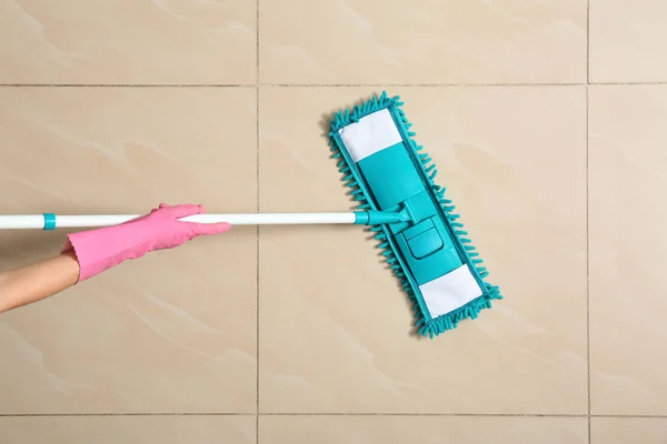 Woman Cleaning Floor Mop Top View — Stock Photo, Image