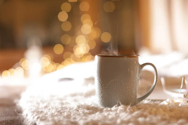 Cup Hot Beverage Fuzzy Rug Blurred Background Space Text Winter — Stock Photo, Image