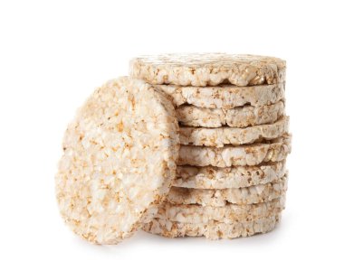 Beyaz arka plan üzerinde gevrek pirinç kek yığını