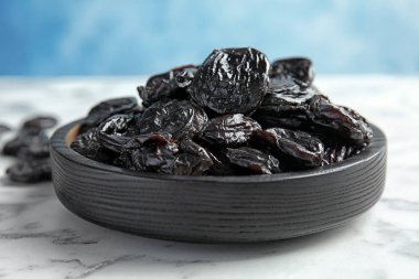 Plaka masada, tatlı tatlı Kuru Erik. Sağlıklı meyve