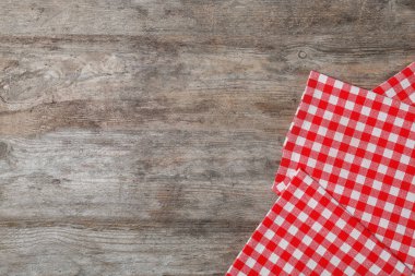 Kumaş peçete ve ahşap arka plan, üstten görünüm üzerinde metin için yer