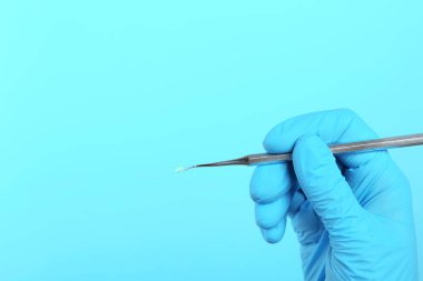 Profesyonel araç renk arka plan, metin için yer tutan diş hekimi. Ağız ve diş bakımı