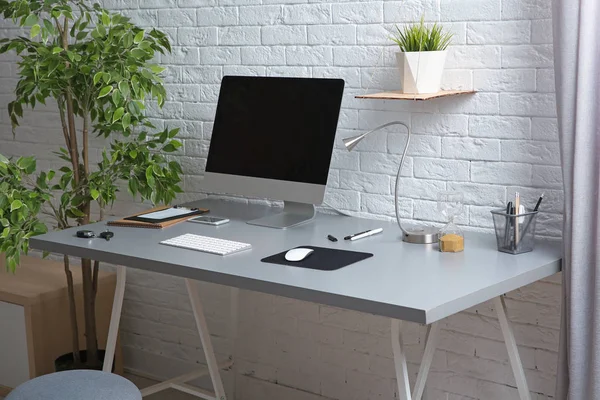 Interior Comfortable Work Place Computer Table Home — Stock Photo, Image
