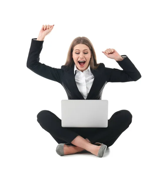 Эмоциональная Деловая Женщина Офисной Одежде Ноутбуком Празднует Победу Белом Фоне Стоковое Изображение