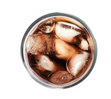 Cam buz beyaz arka planda, üstten görünüm cola serinletici