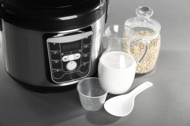 Modern güçlü multi Ocak ve gri tablo ürünlerde