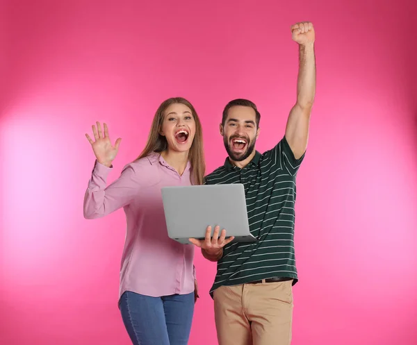 Joven Empresaria Celebrando Victoria Sobre Fondo Blanco —  Fotos de Stock