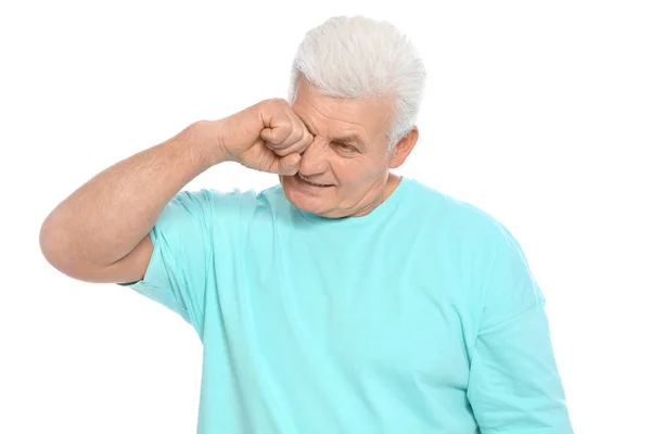 Volwassen Man Wrijven Oog Witte Achtergrond Vervelende Jeuk — Stockfoto