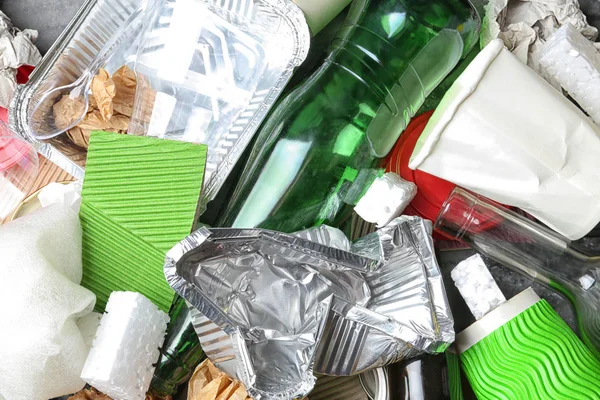 Hromada Různých Odpadků Jako Pozadí Pohled Shora Recyklace Problém — Stock fotografie