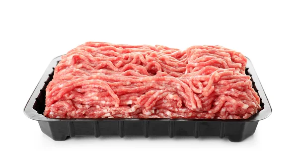 Envase Plástico Con Carne Picada Sobre Fondo Blanco —  Fotos de Stock