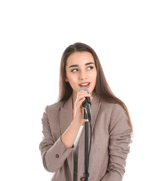 Κομψή Γυναίκα Τραγουδάει Στο Μικρόφωνο Λευκό Φόντο — Φωτογραφία Αρχείου