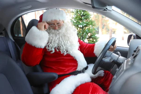 Authentic Santa Claus Driving Car View — Stock Photo, Image