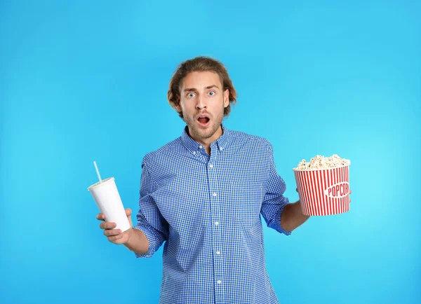 Emotional Man Popcorn Beverage Cinema Show Color Background — Stock Photo, Image