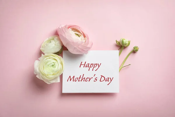 Hermosas Flores Ranúnculo Tarjeta Con Texto Feliz Día Madre Sobre — Foto de Stock