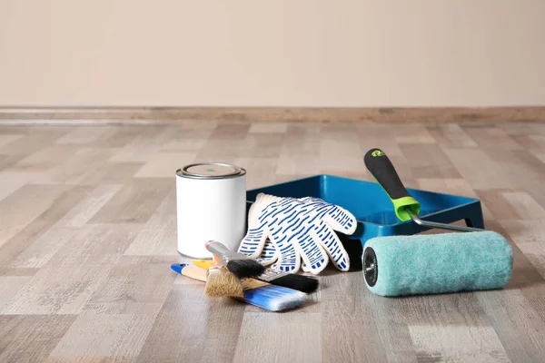 Can Paint Decorator Tools Wooden Floor Indoors — Stock Photo, Image