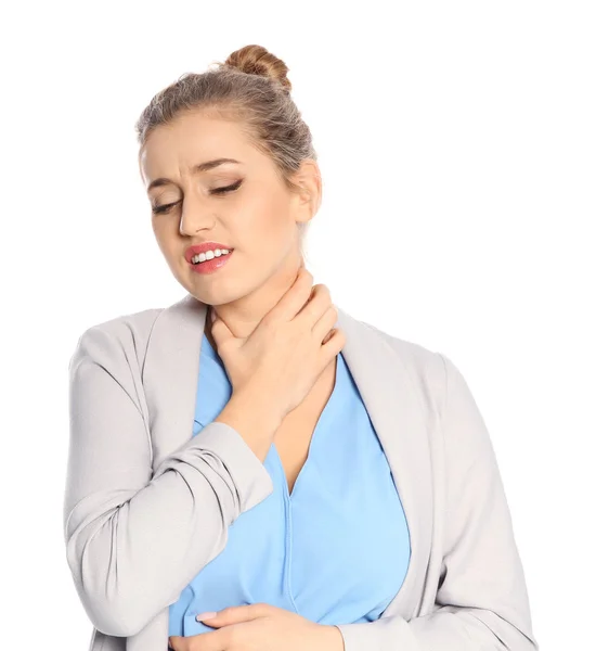 Mujer Joven Rascándose Cuello Sobre Fondo Blanco Picor Molesto — Foto de Stock