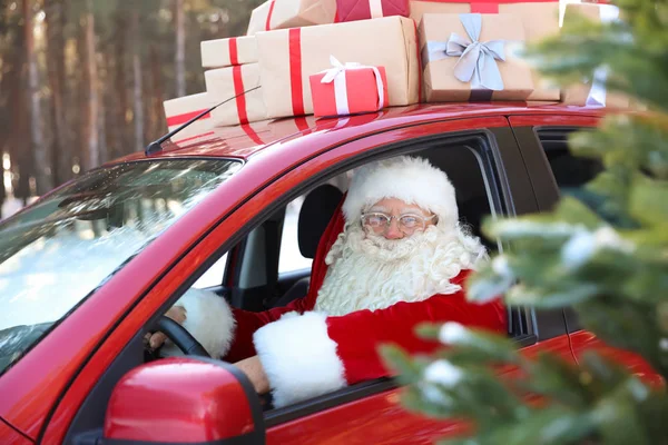 Autentico Babbo Natale Auto Rossa Vista Dall Esterno — Foto Stock