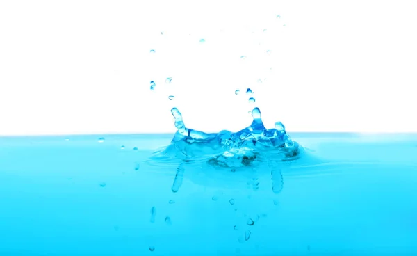 Stänk Blått Vatten Med Droppar Vit Bakgrund — Stockfoto