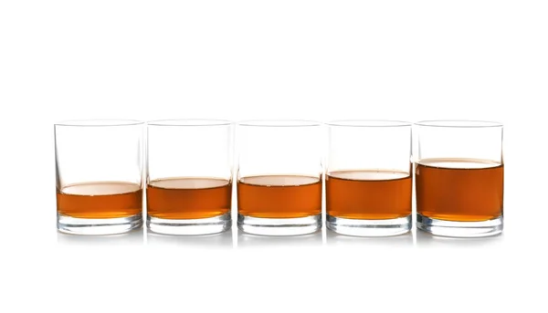 Gläser Scotch Whisky Auf Weißem Hintergrund Platz Für Text — Stockfoto