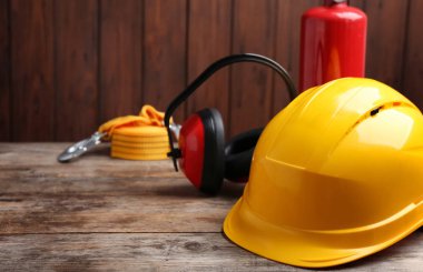 Masada güvenlik ekipmanları ile kompozisyon. Metin için yer