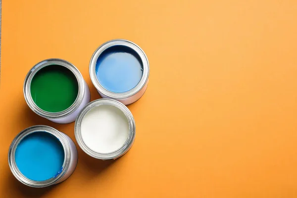 Composición Plana Con Latas Pintura Espacio Para Texto Sobre Fondo — Foto de Stock