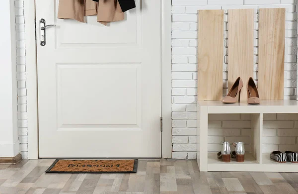 Hallway Interior Shoe Rack Mat Door — Stock Photo, Image