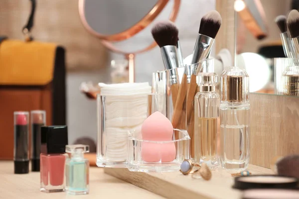 Cosmetic Products Makeup Accessories Jewelry Dressing Table — Stock Photo, Image