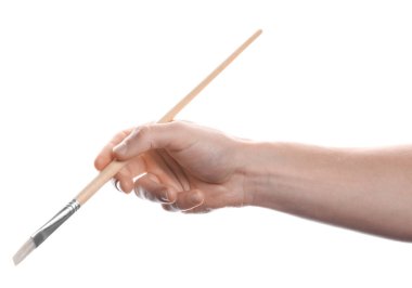 Beyaz arka plan üzerinde closeup boya fırçası tutan adam