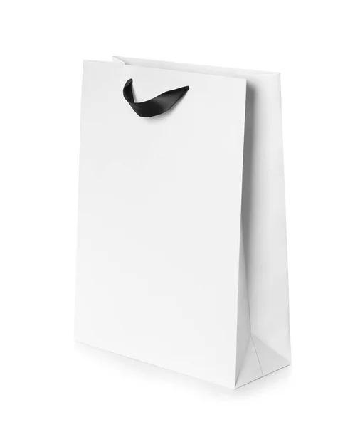 白で隔離紙の買い物袋 デザインのために模擬します — ストック写真