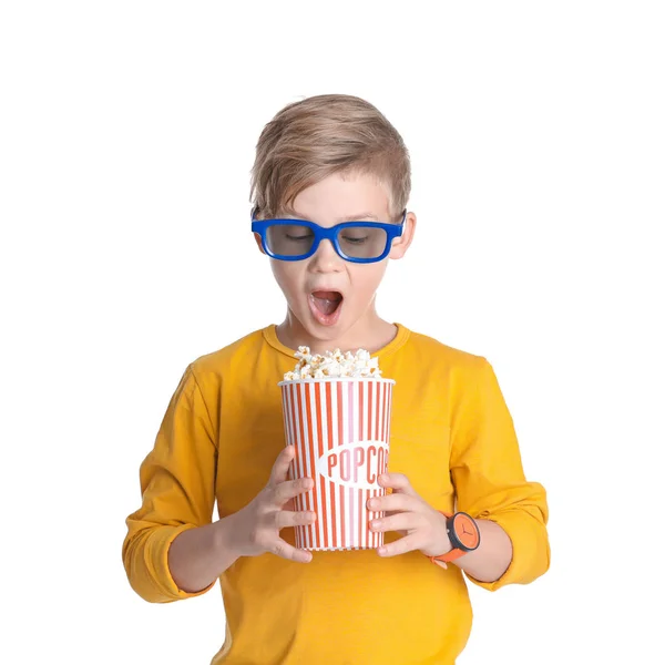 Schattige Jongen Bril Met Popcorn Emmer Geïsoleerd Wit — Stockfoto