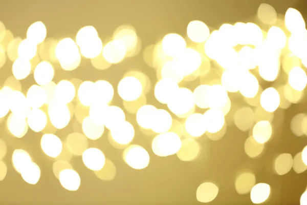 背景として美しい黄金色のライト ピンぼけ効果 — ストック写真