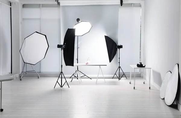 Interiör Modern Fotostudio Med Professionell Utrustning — Stockfoto