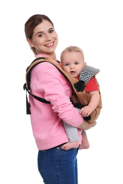 Bebek Taşıyıcı Beyaz Zemin Üzerine Oğlunu Kadınla — Stok fotoğraf