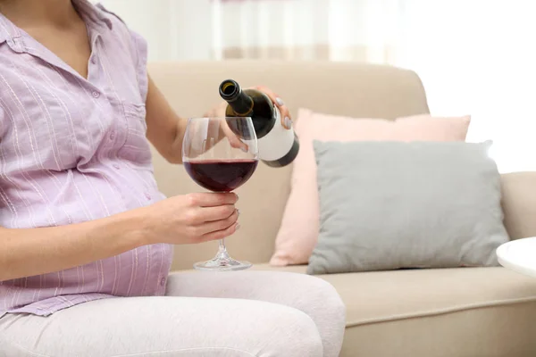 Future Mother Pouring Wine Bottle Glass Home Closeup Alcohol Abuse — Stock Photo, Image