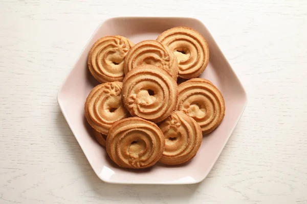 Plate Danish Butter Cookies Wooden Table Top View — Stock Photo, Image