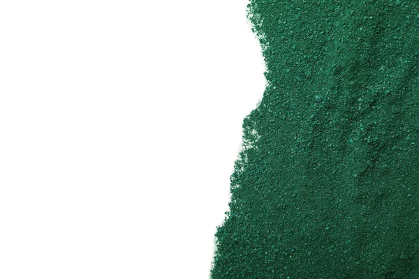白い背景 テキスト用のスペースと上面のスピルリナ藻類の粉末 — ストック写真