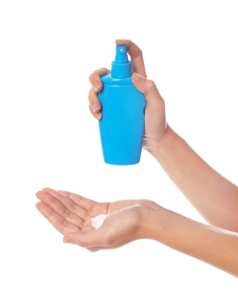 Mujer Con Botella Crema Corporal Protección Solar Sobre Fondo Blanco — Foto de Stock