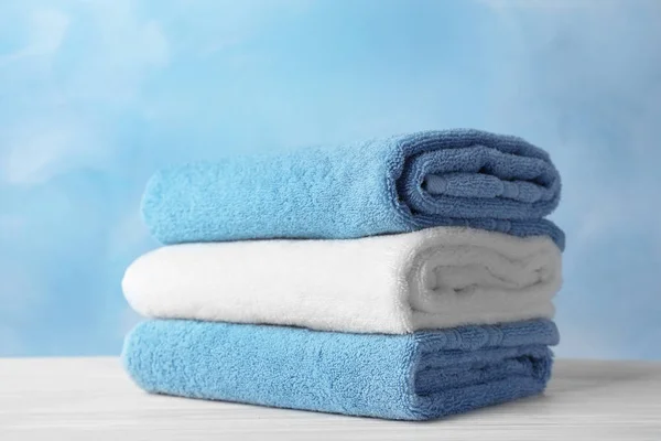 Stack Soft Bath Towels Table — Stock Photo, Image