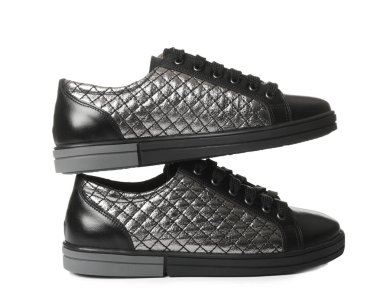 Beyaz arka plan üzerinde şık modern Ayakkabı