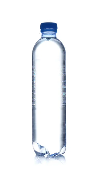 Plast Flaska Med Vatten Vit Bakgrund — Stockfoto