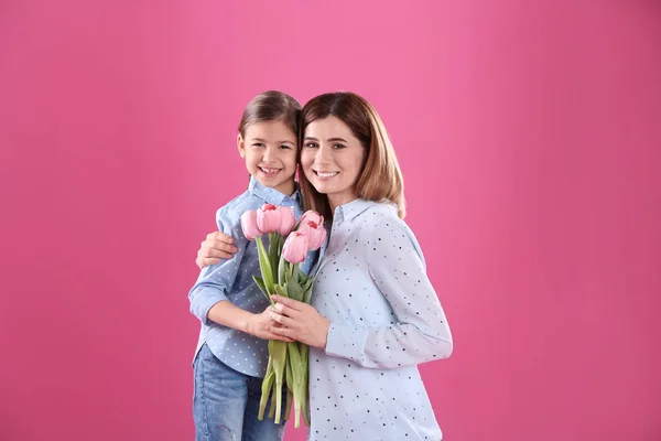 Boldog Anya Lánya Virágok Háttér Színét Nemzetközi Nőnap — Stock Fotó