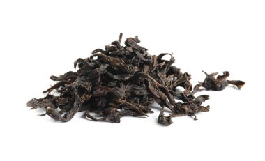 Yığın Da Hong Pao Oolong çay beyaz arka plan üzerinde