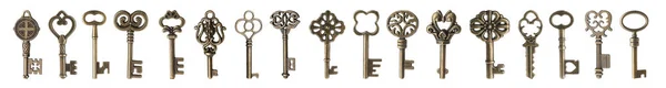 Set Bronze Vintage Ornate Keys White Background — Stock Photo, Image