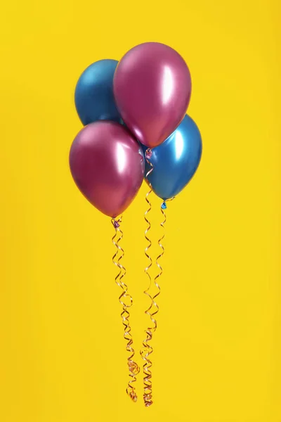 Stelletje Heldere Ballonnen Kleur Achtergrond — Stockfoto