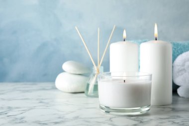 Tablo, metin için yer mum ile güzel spa kompozisyon