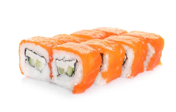 Välsmakande sushi rullar på vit bakgrund. Mat leveransservice — Stockfoto